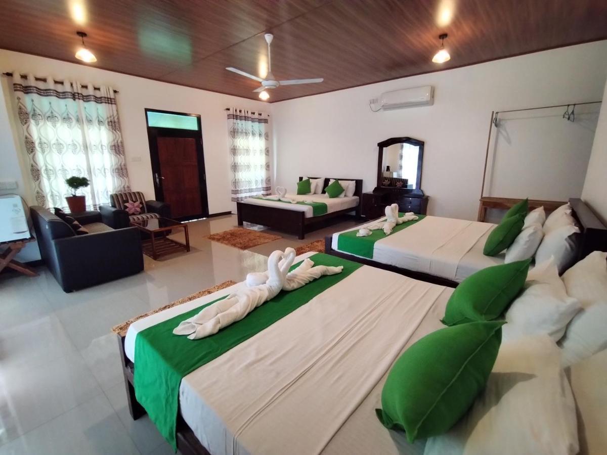 Village Mango Resort Yala Tissamaharama Buitenkant foto