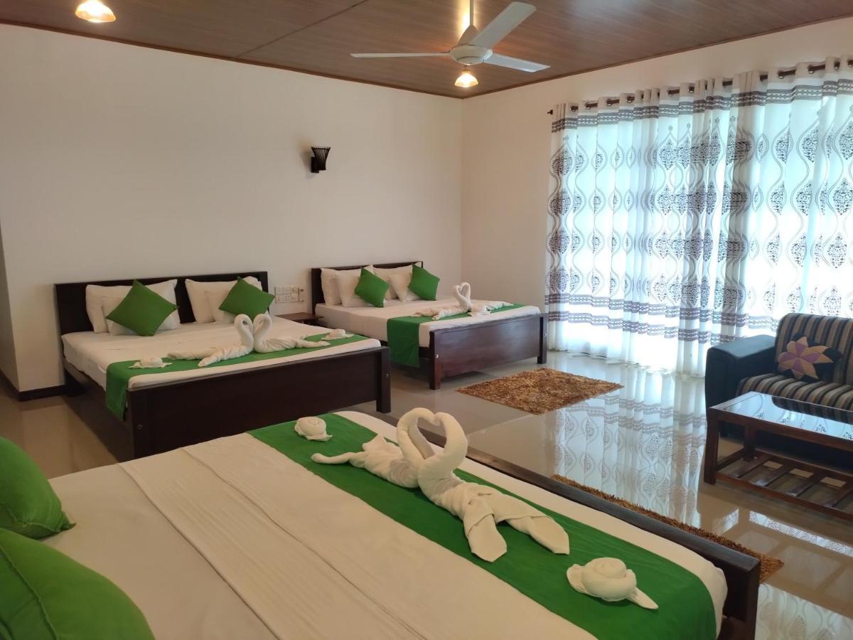 Village Mango Resort Yala Tissamaharama Buitenkant foto