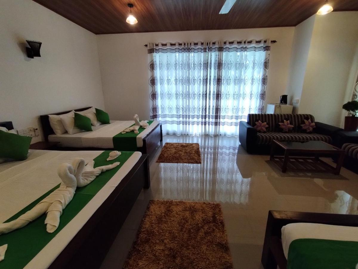 Village Mango Resort Yala Tissamaharama Buitenkant foto