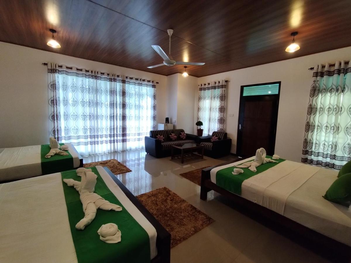 Village Mango Resort Yala Tissamaharama Buitenkant foto